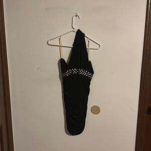 Forever 21 black dress one shoulder size- S